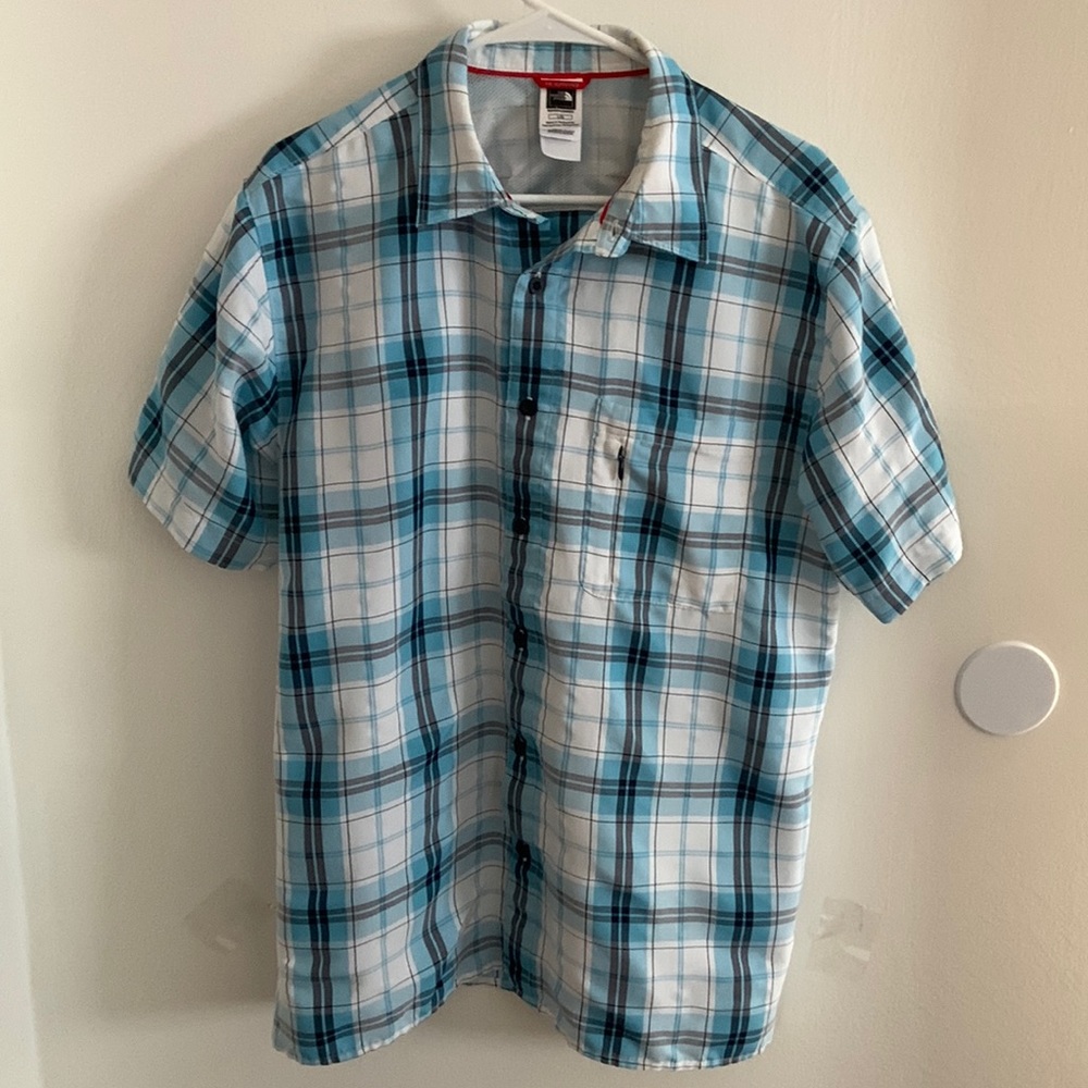 North Face Shirt Mens Large Blue Short Sleeve Button Up.